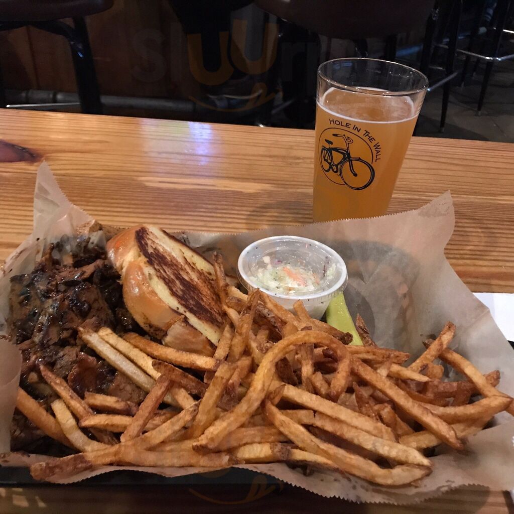 Hole In The Wall Grill