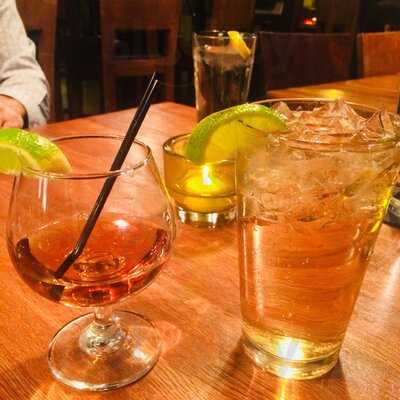 Bqe Restaurant & Lounge