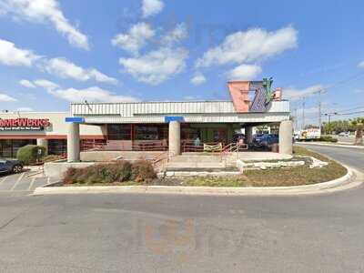 Ez's Brick Oven & Grill