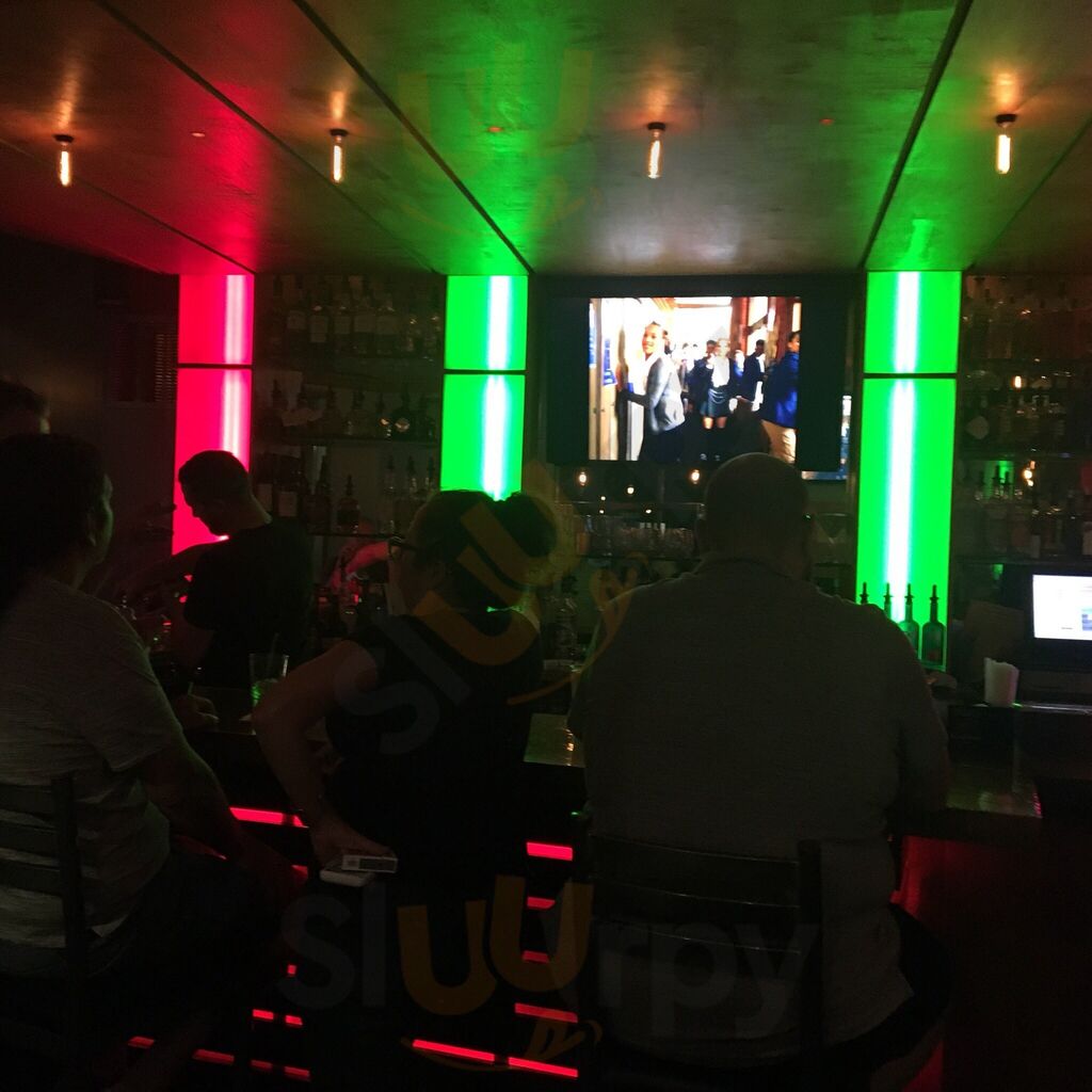 5801 Video Lounge And Cafe