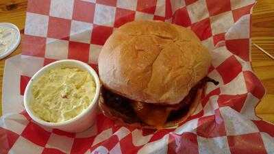 Mad Mack's Burger Co