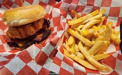 Mad Mack's Burger Co