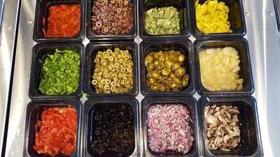 1000 Degrees Pizza Salad And Wings