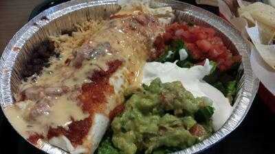 Willy's Mexicana Grill & Howlin' Willy's