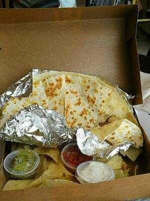 Willy's Mexicana Grill & Howlin' Willy's