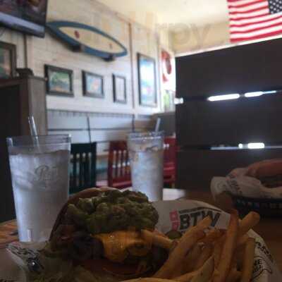 Hurricane Grill & Wings