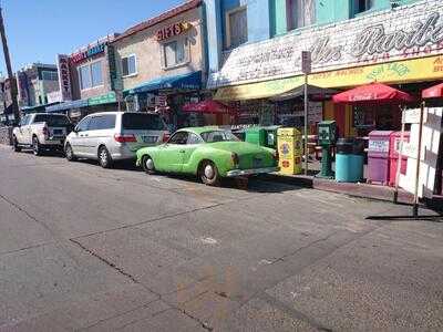 Mr. Ruriberto's Taco Shop