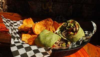 Giovanni's Bar And Restaurant