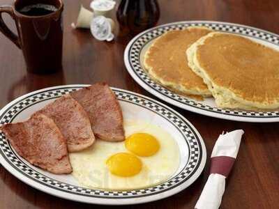 Cozy Corner Restaurant & Pancake House