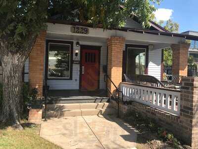 Magnolia Tree Tavern