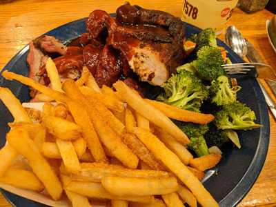 Pok-e-joe's Smokehouse