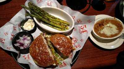 54th Street Restaurant & Drafthouse
