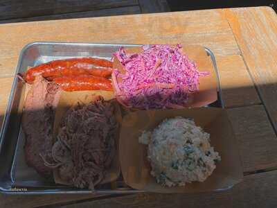 Heim Barbecue On The River