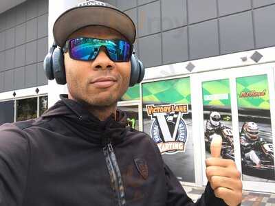 Pit Road Bar & Grill