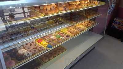 Ann's Donuts