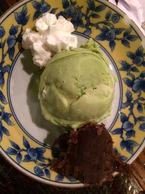 Ginya Izakaya Restaurant