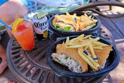 Waves Pool Bar And Grill