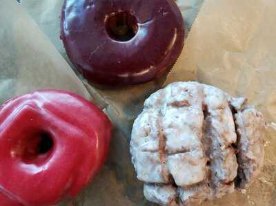 Blue Star Donuts