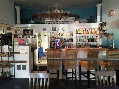 Yanni's Greek Restaurant