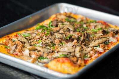 Firecracker Pizza & Beer