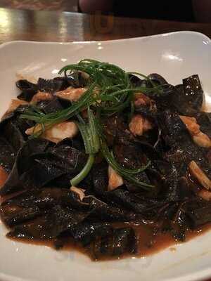 Davanti Enoteca River North