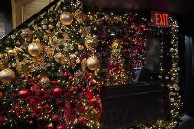 The Irish American Pub