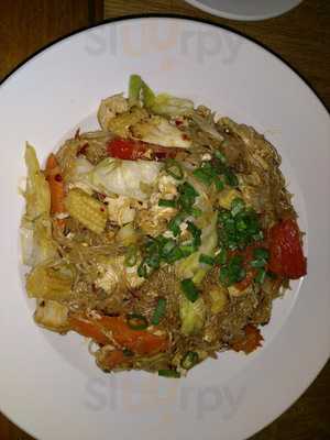 Korean And Thai Bistro