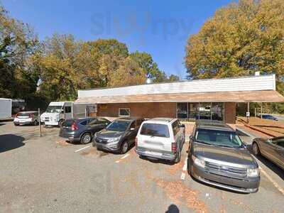 Mama Gee's Takeout Restaurant