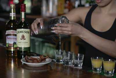 Trueman's Sports Bar