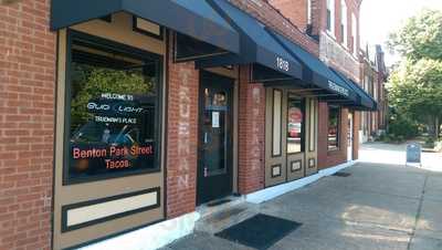 Trueman's Sports Bar