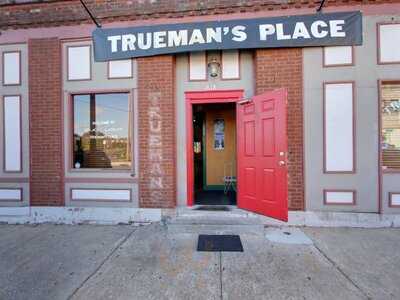 Trueman's Sports Bar
