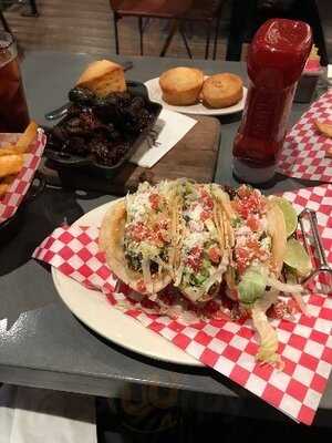 Double Barrel Roadhouse