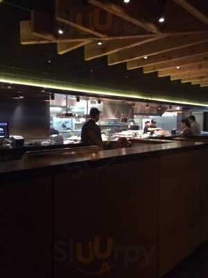 Charleston's Restaurant