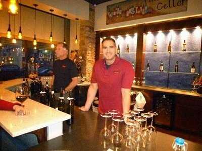 Vintner's Cellar Of Oregon