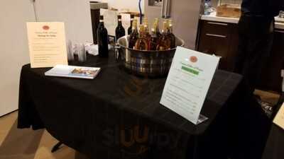 Vintner's Cellar Of Oregon