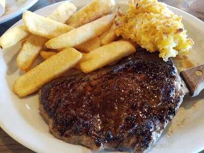 Cracker Barrel Old Country Store