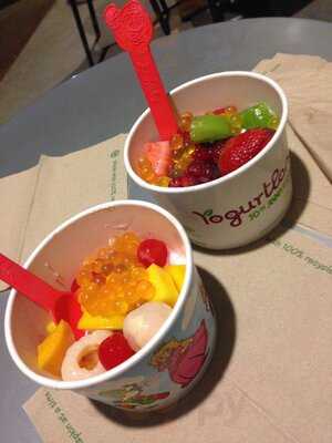Yogurtland