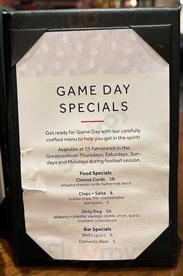 55 Fahrenheit Wine Bar & Lounge