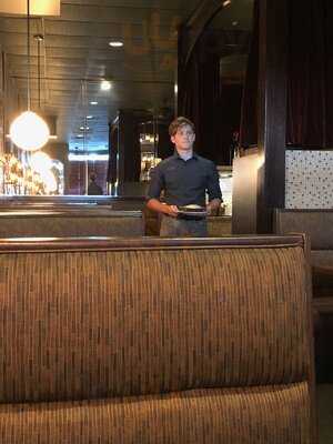 Pero's Pizza & Pasta Restaurant