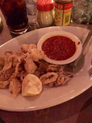 Pero's Pizza & Pasta Restaurant