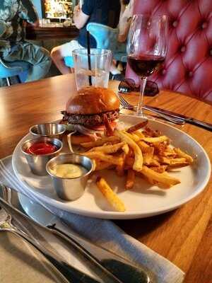 The League Kitchen & Tavern