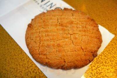 Spinning J Bakery And Soda Fountain