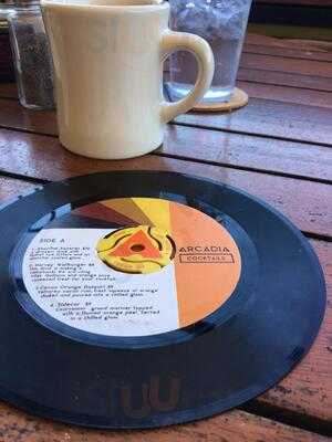 Cameli's Gourmet Pizza Joint