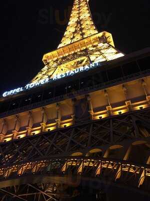 Chateau Nightclub & Rooftop