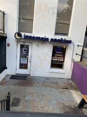 Insomnia Cookies