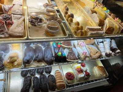 Mara's Italian Pastries