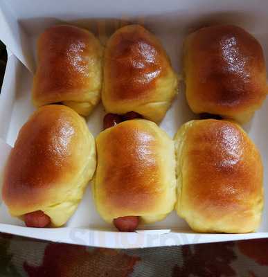 Central Donuts And Bakery