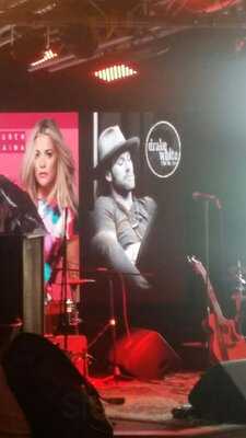 Baxter's 942 Bar & Grill