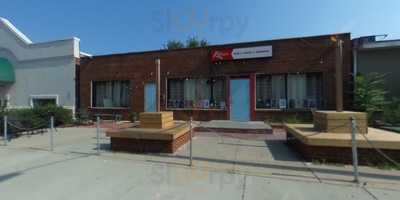 Petra's Piano Bar And Cabaret