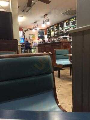 Royal Roast Beef And Seafood